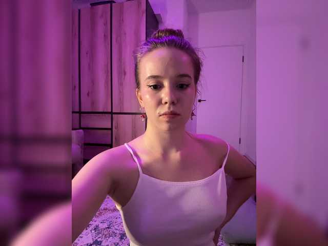 mariaaa-1 live cam on BongaCams