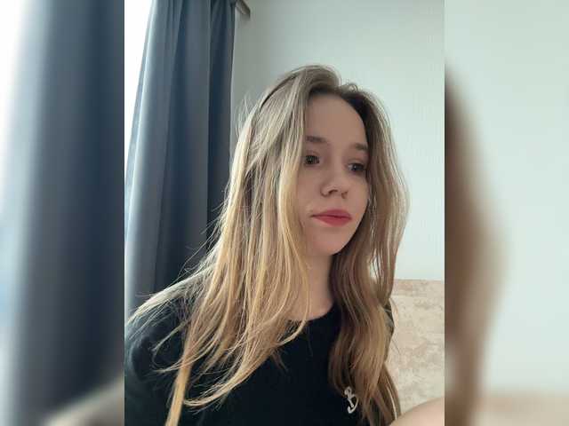 mariaaa-1 live cam on BongaCams
