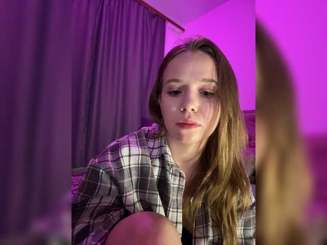 mariaaa-1 live cam on BongaCams