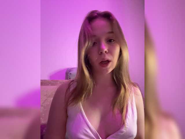 mariaaa-1 live cam on BongaCams