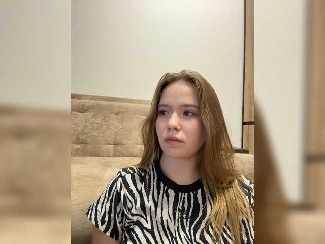 mariaaa-1 live cam on BongaCams