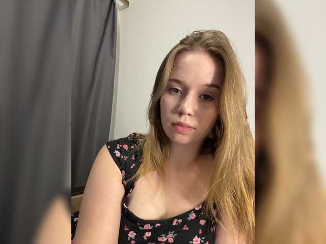 mariaaa-1 live cam on BongaCams