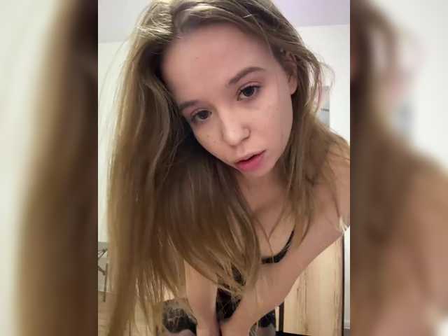 mariaaa-1, en directo ahora en BongaCams