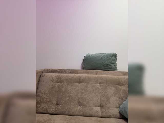 mariaaa-1 live cam on BongaCams