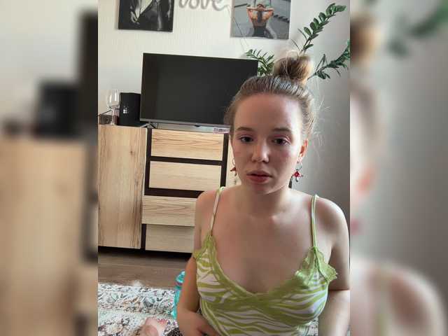 mariaaa-1 live cam on BongaCams