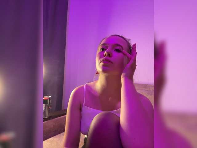 mariaaa-1 live cam on BongaCams