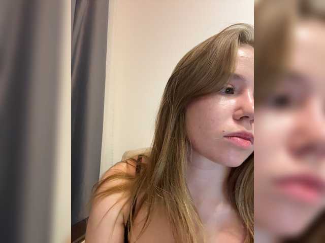 mariaaa-1 live cam on BongaCams