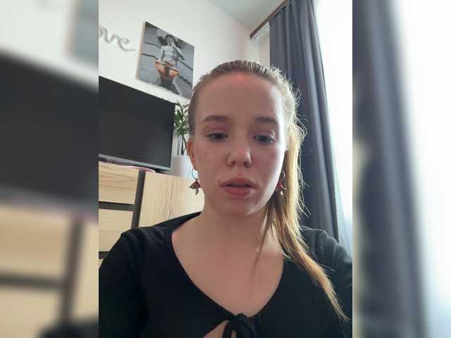 mariaaa-1 live cam on BongaCams