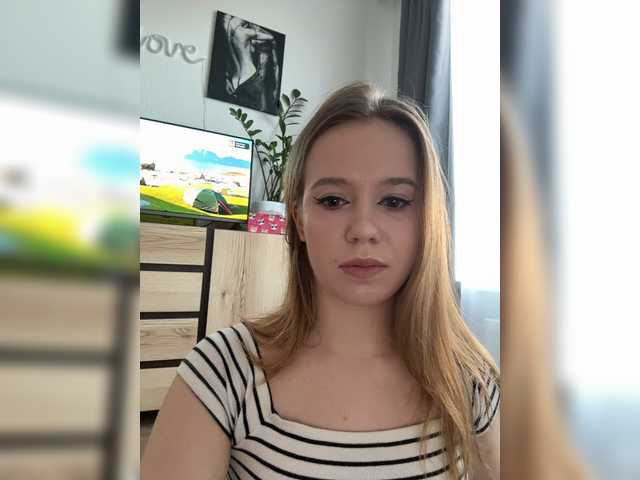 mariaaa-1 live cam on BongaCams