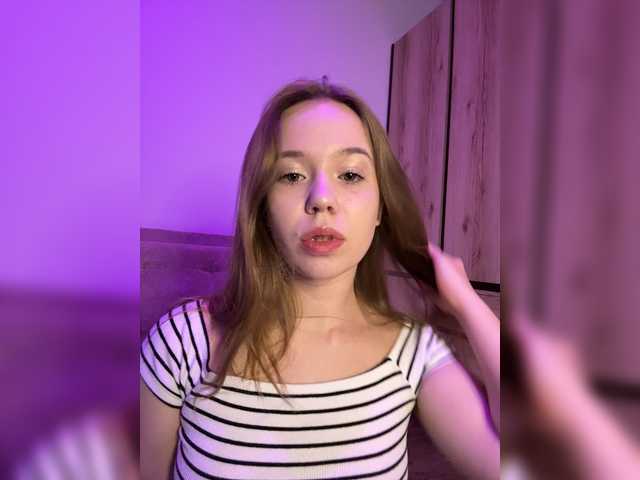 mariaaa-1 live cam on BongaCams