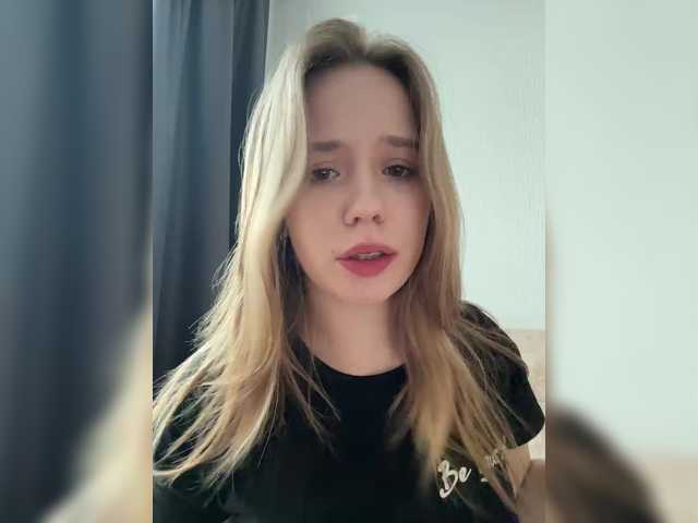 mariaaa-1 live cam on BongaCams