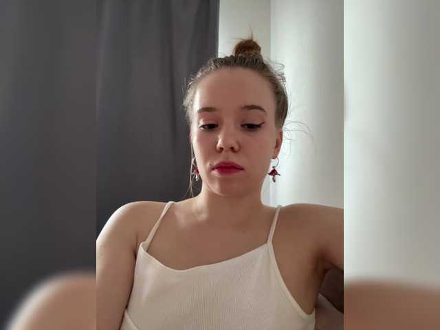 mariaaa-1 live cam on BongaCams