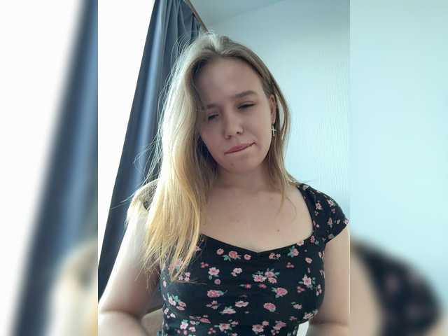 mariaaa-1 live cam on BongaCams