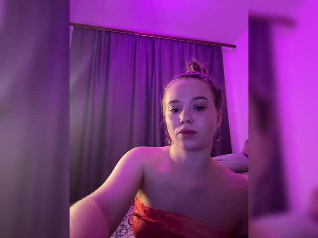 mariaaa-1 live cam on BongaCams
