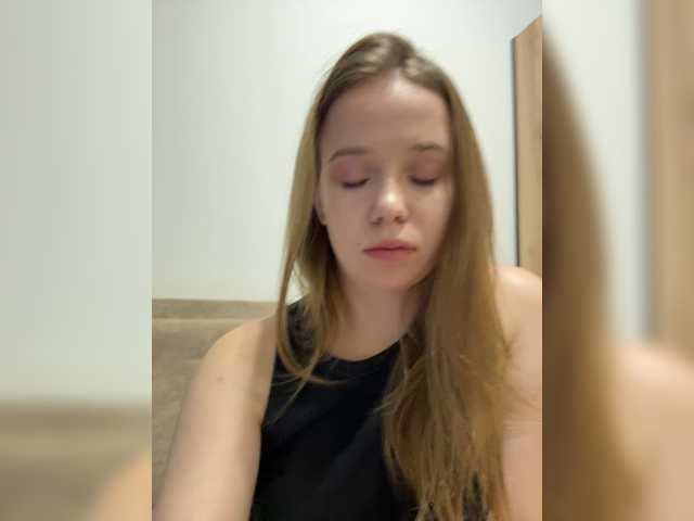 mariaaa-1 live cam on BongaCams