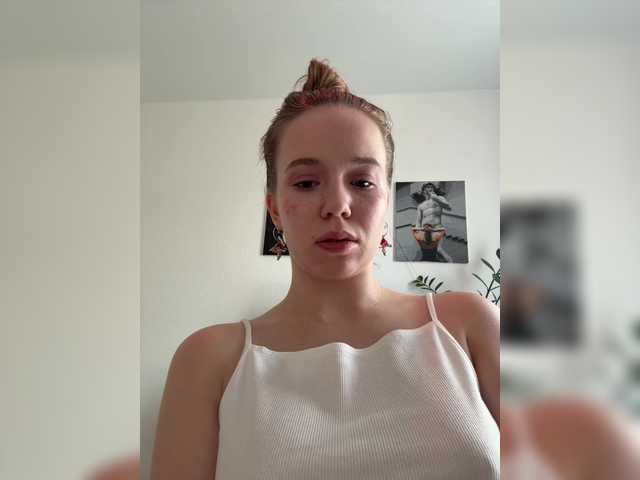 mariaaa-1 live cam on BongaCams