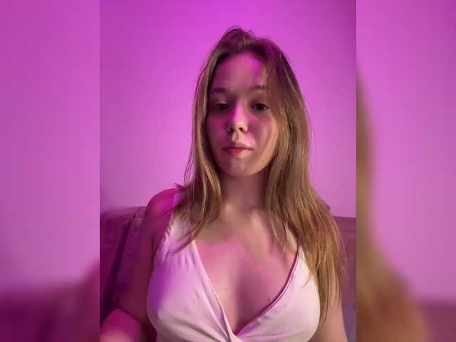 mariaaa-1 live cam on BongaCams