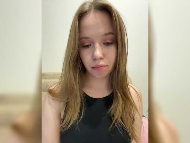 mariaaa-1 live cam on BongaCams
