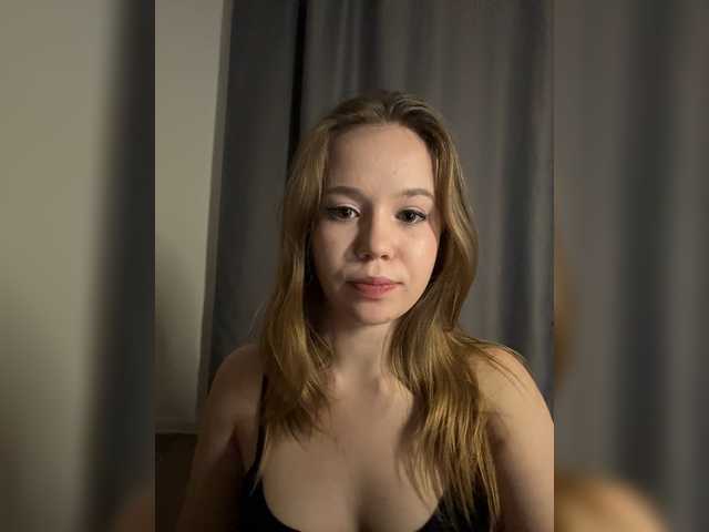 mariaaa-1 live cam on BongaCams