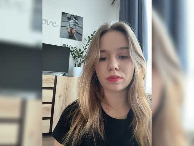 mariaaa-1 live cam on BongaCams
