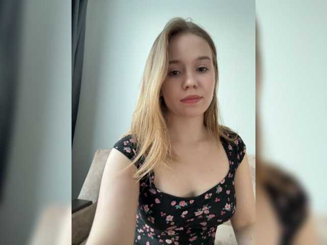 mariaaa-1 live cam on BongaCams