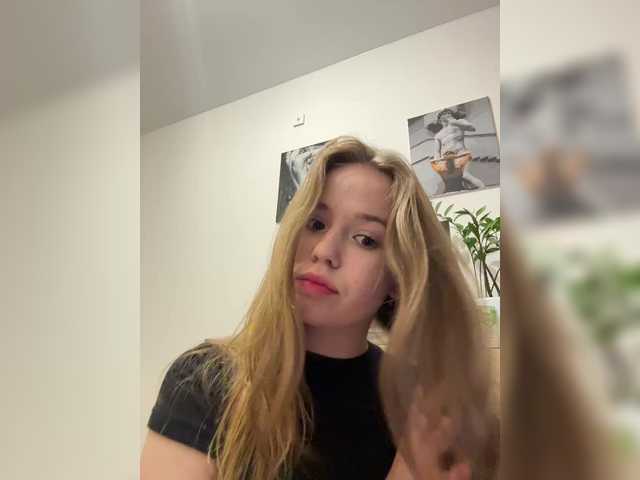 mariaaa-1 live cam on BongaCams