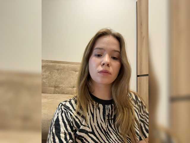 mariaaa-1 live cam on BongaCams