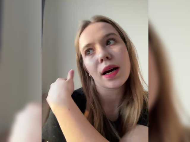 mariaaa-1 live cam on BongaCams