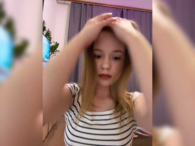 mariaaa-1 live cam on BongaCams