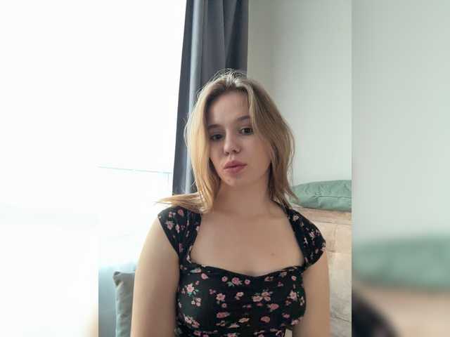mariaaa-1 live cam on BongaCams