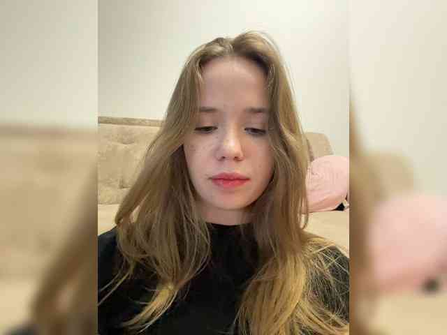 Mariaaa-1's live stream