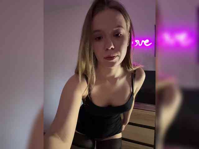 Model: mariaaa-1
