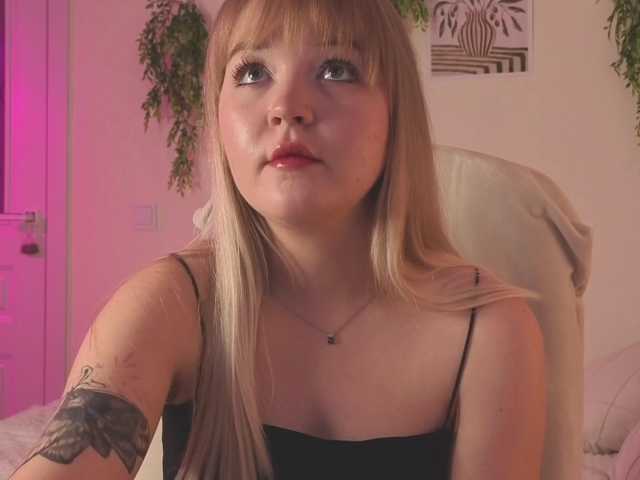 jane-suckss live cam on BongaCams