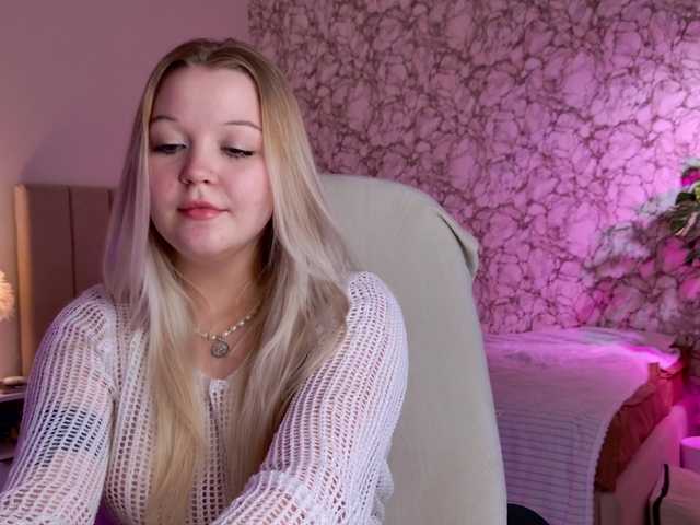 jane-suckss's BongaCams show and profile
