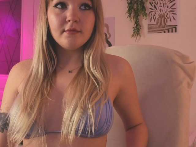 jane-suckss live cam on BongaCams