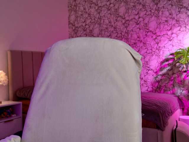 jane-suckss's BongaCams show and profile