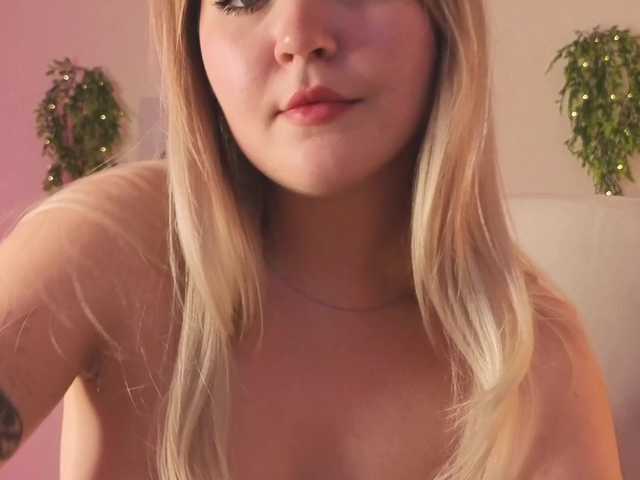 jane-suckss live cam on BongaCams