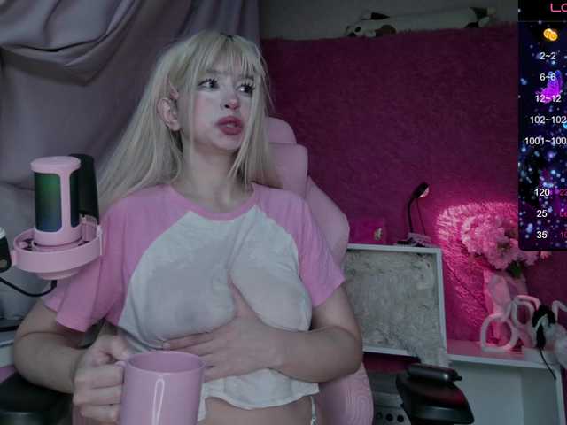 BerryBae live cam on BongaCams