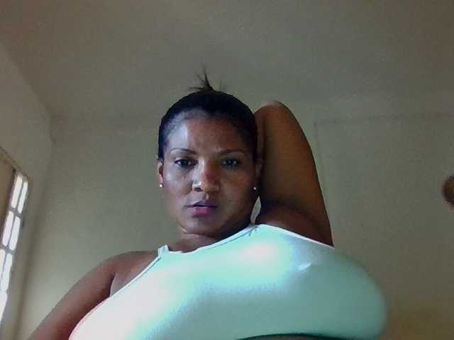 ALEJANDRA07 live cam preview