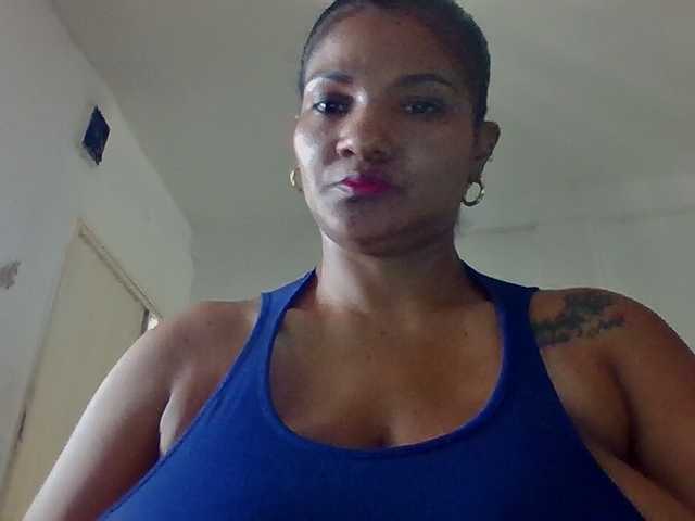 ALEJANDRA07 live cam preview