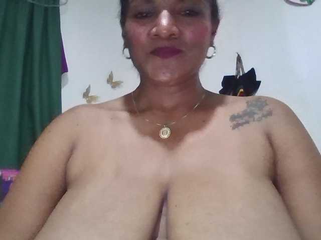 Mayito-love-'s BongaCams show and profile