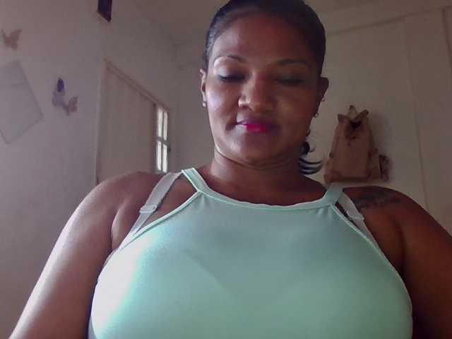 ALEJANDRA07 live cam preview