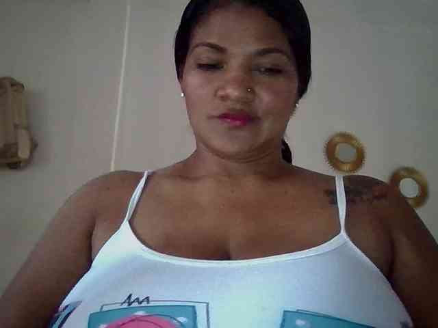 ALEJANDRA07 webcam