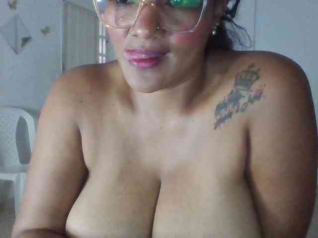 ALEJANDRA07 webcam
