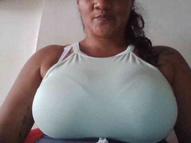 ALEJANDRA07 webcam