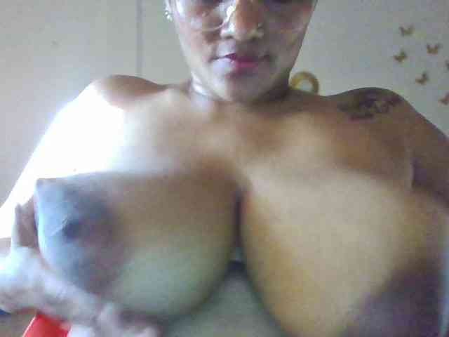 ALEJANDRA07 webcam