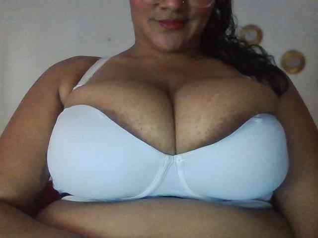 ALEJANDRA07 webcam