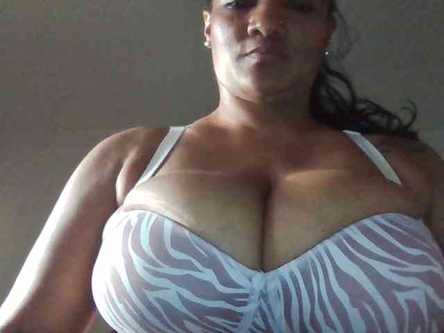 ALEJANDRA07 webcam