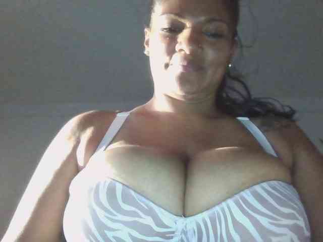 ALEJANDRA07 webcam