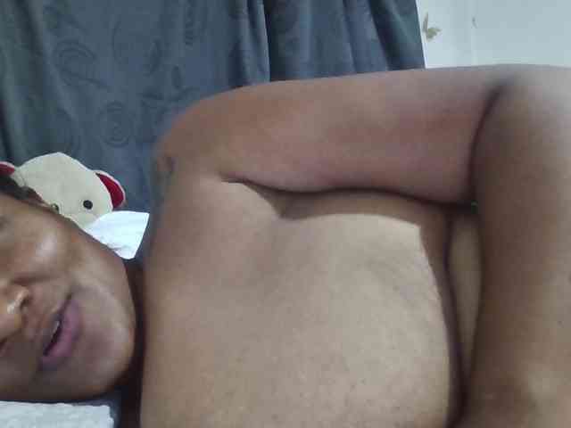 ALEJANDRA07 webcam